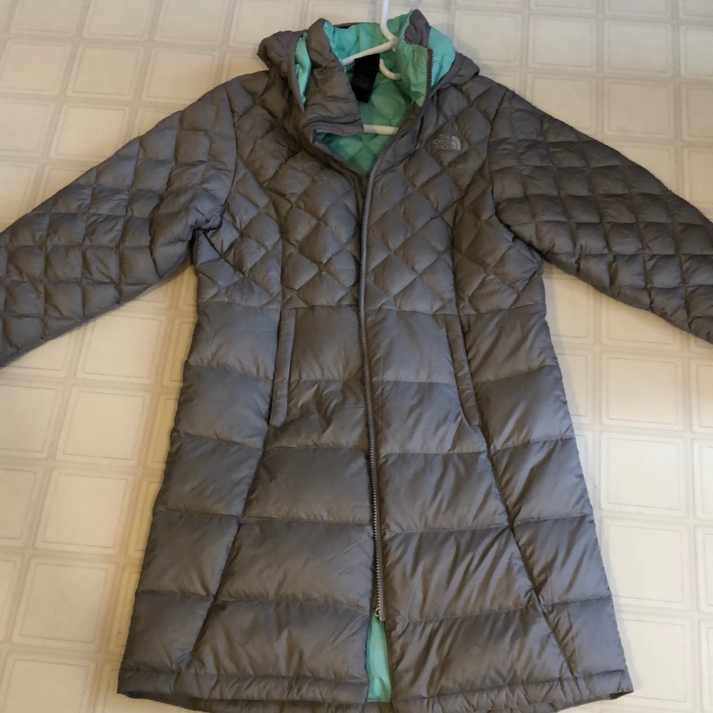 Preowned TheNorthFace Big girls  Metropolis down parka XL Gray Excellent